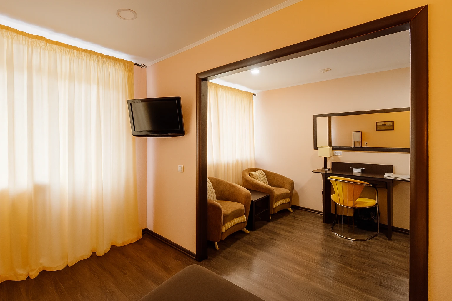 Джуниор сюит TWIN