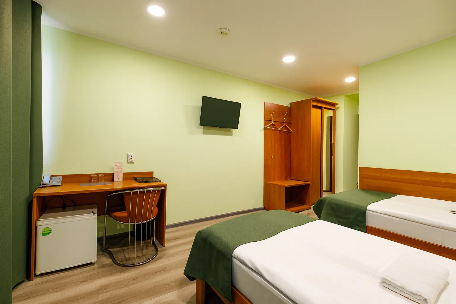 Номер 1 категории (Twin)