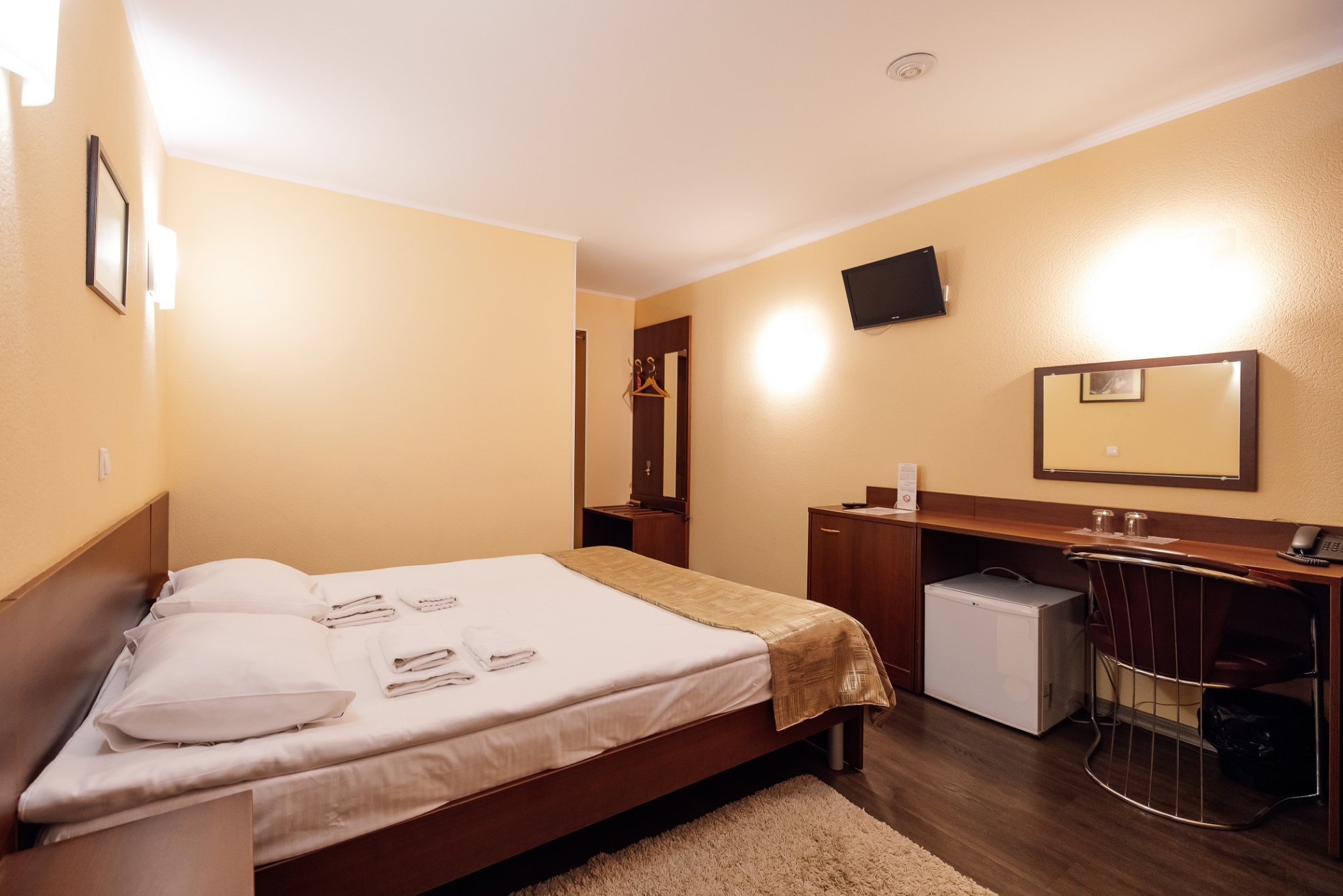 CATEGORY NUMBER 1 DOUBLE R